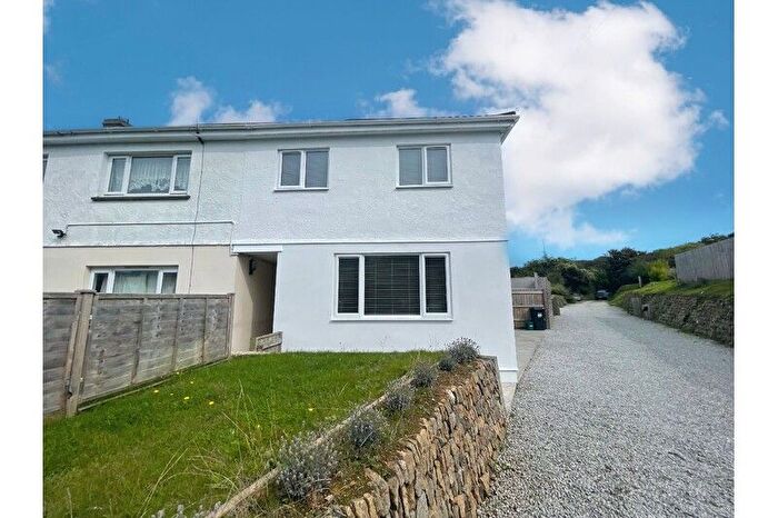 2 Bedroom End Of Terrace House For Sale In Lanuthnoe Estate, St Erth, Hayle, TR27