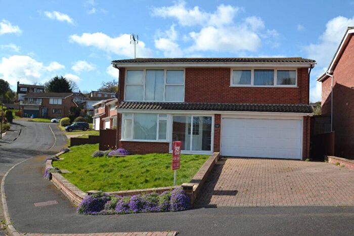 4 Bedroom Detached House For Sale In Sandcove Rise, Seaview, Isle Of Wight, PO34