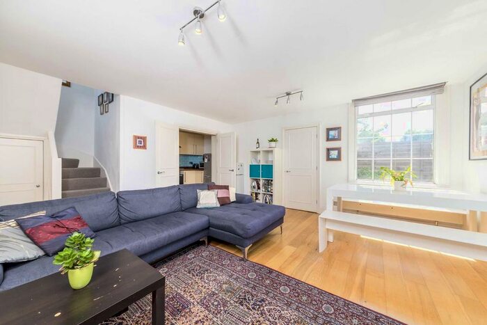 4 Bedroom Flat To Rent In Westcote Road, London, SW16