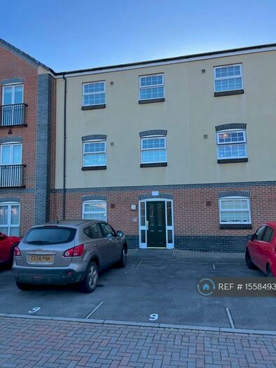 2 Bedroom Flat To Rent In St. Austell Way, Swindon, SN2