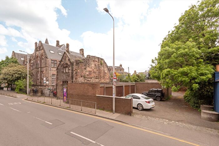 Property For Sale In Garage, / Hamilton Place, Stockbridge, EH3