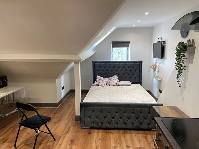 Studio To Rent In Burnt Oak Broadway, Edgware, HA8