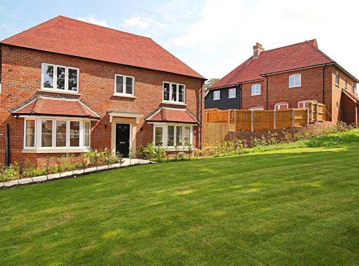 4 Bedroom Detached House For Sale In Scotland Lane, Haslemere, Surrey, GU27