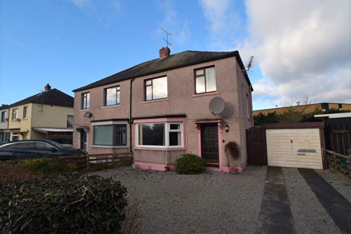 3 Bedroom Semi-Detached House For Sale In Tinwald Downs Road, Heathhall, Dumfries, DG1