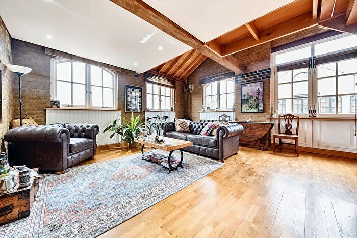 2 Bedroom Property To Rent In Maltings Place, Tower Bridge Road, SE1