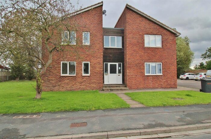 1 Bedroom Flat To Rent In Sycamore Road, Barlby, Selby, YO8