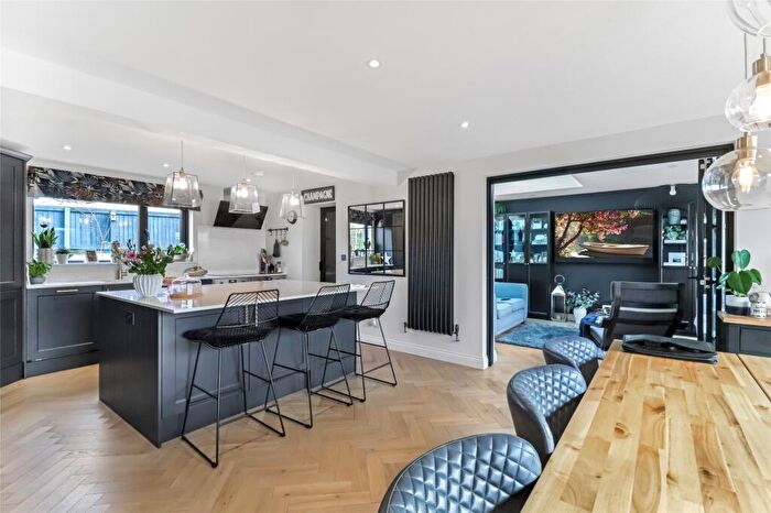 5 Bedroom Detached House For Sale In Pathfield, Great Torrington, Devon, EX38