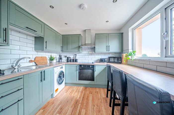 1 Bedroom Flat For Sale In Ilston Way, West Cross, Swansea, SA3