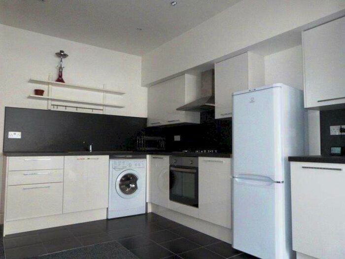 1 Bedroom Flat To Rent In Westminster Road, Edmonton, N9
