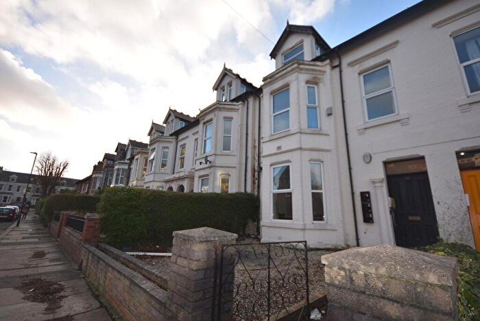 2 Bedroom Flat To Rent In Grosvenor Place, NE2