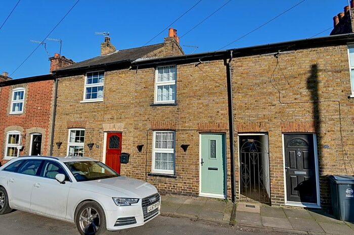 2 Bedroom Cottage To Rent In Davies Street, Hertford, SG13