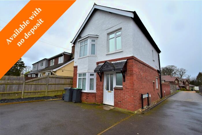 3 Bedroom Detached House To Rent In Forest Avenue, Cowplain, Waterlooville, PO8