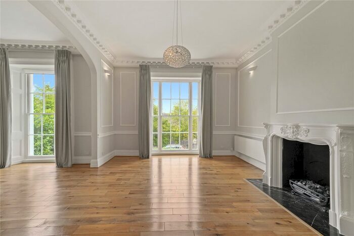 3 Bedroom Flat To Rent In Marlborough Place, St John's Wood, NW8