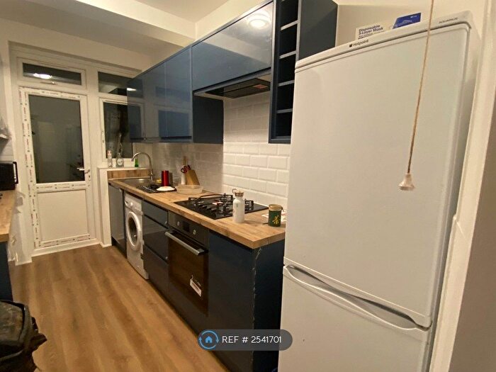 3 Bedroom Terraced House To Rent In Vine Gardens, Ilford, IG1