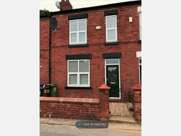 3 Bedroom Terraced House To Rent In Claremont Road, Stockport, SK2