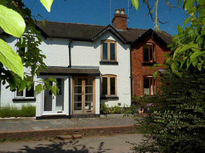 1 Bedroom Cottage To Rent In Brookside, Rolleston-On-Dove, Burton-On-Trent, Staffordshire, DE13