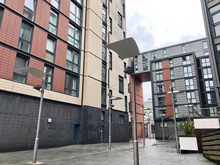 2 Bedroom Flat To Rent In Oswald Street, Glasgow, G1