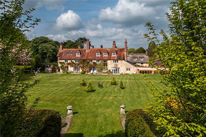 6 Bedroom House For Sale In Burton Street, Marnhull, Dorset, DT10