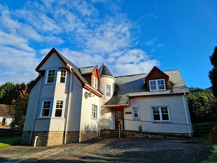 3 Bedroom Country House To Rent In Nursing Home Brae, Pitlochry, PH16