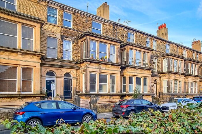 1 Bedroom Flat To Rent In Park View, Harrogate, HG1