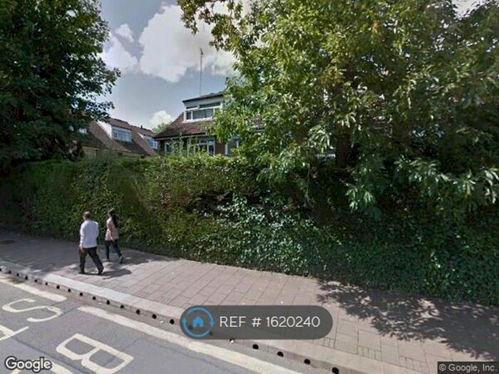 1 Bedroom Flat To Rent In Clair Court, Hatch End, HA5