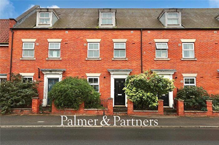 3 Bedroom Terraced House For Sale In Handford Road, Ipswich, Suffolk, IP1