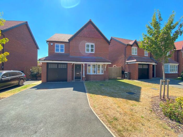 4 Bedroom House To Rent In Daffodil Close, Loughborough, Leicestershire, LE11