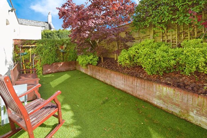 3 Bedroom Detached Bungalow For Sale In Cleve Lane, Exeter, EX4