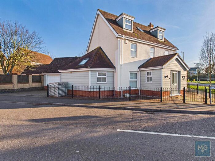 5 Bedroom Detached House For Sale In Selway Drive, Bury St. Edmunds, IP32