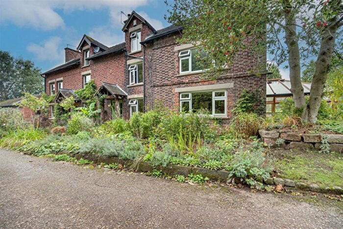 4 Bedroom Semi-Detached House For Sale In Giantswood Lane, Hulme Walfield, CW12