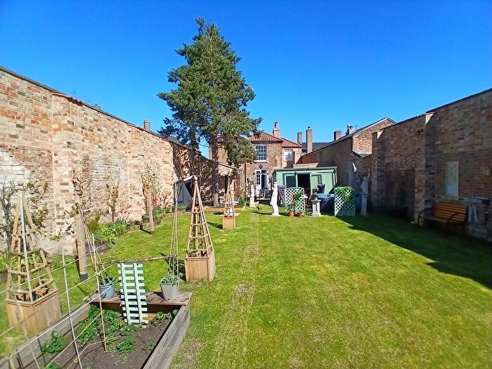 4 Bedroom Link Detached House For Sale In East Park Street, Chatteris, PE16