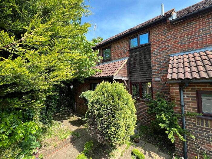 2 Bedroom House To Rent In Mardleybury Court, Woolmer Green, SG3