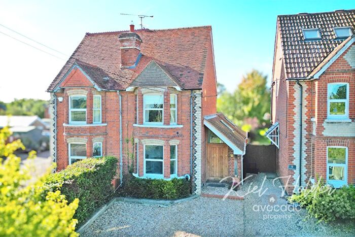 3 Bedroom Semi-Detached House For Sale In Arborfield Road, Shinfield, Reading, RG2