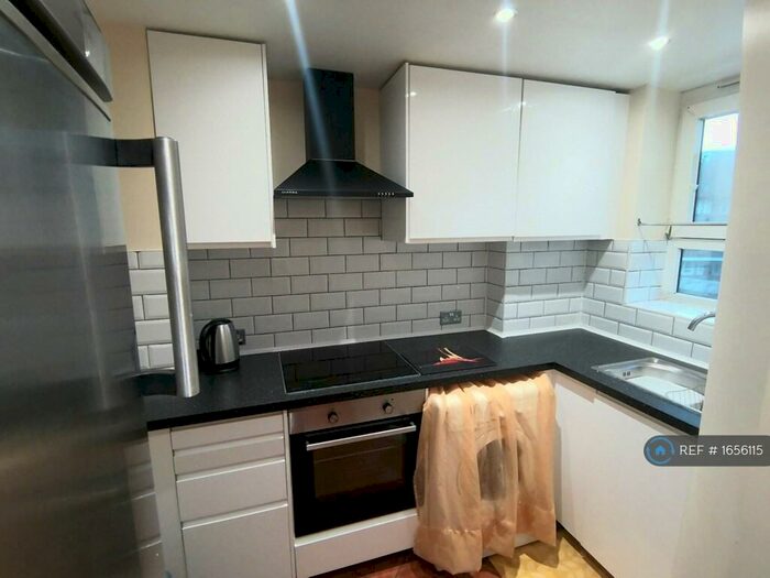 2 Bedroom Flat To Rent In Barnsbury Islington, London, N1