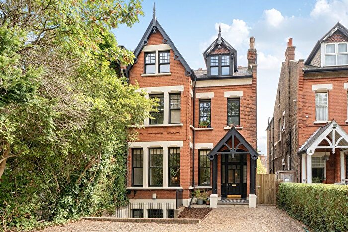 1 Bedroom Property For Sale In Mayow Road, London, SE26