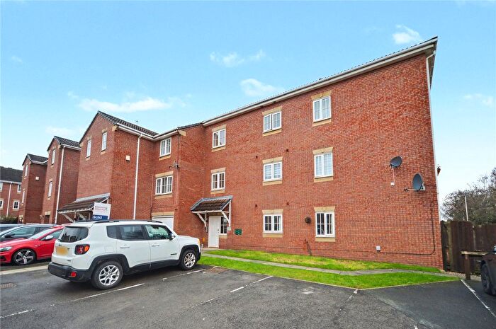 1 Bedroom Flat For Sale In Kensington Way, Leeds, West Yorkshire, LS10