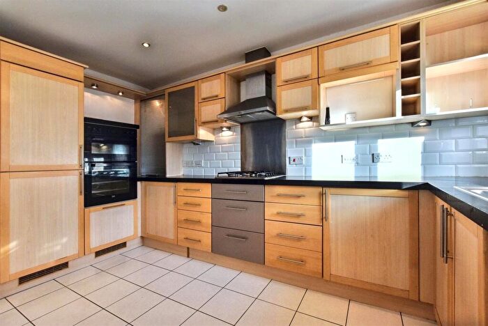 4 Bedroom Terraced House To Rent In Medway Court, Aylesford, ME20
