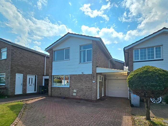 4 Bedroom Link Detached House For Sale In Wharton Avenue, Solihull, B92