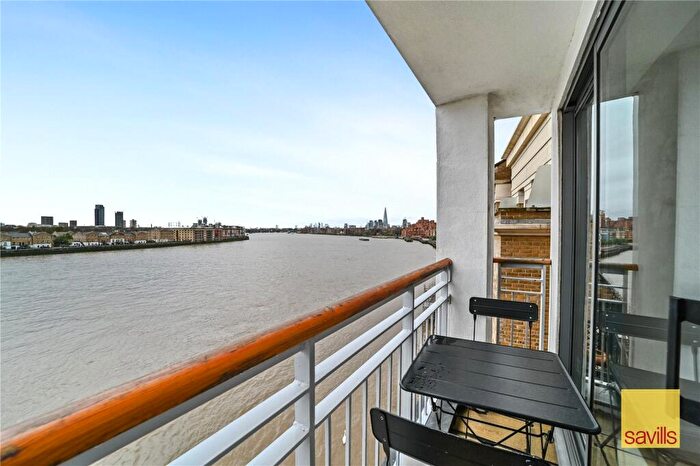 3 Bedroom Apartment For Sale In Chinnocks Wharf, Narrow Street, Limehouse, London, E14