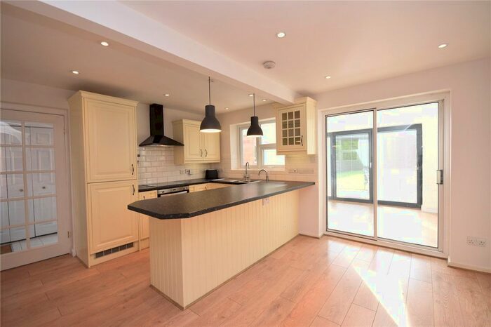 3 Bedroom Detached House To Rent In Lazenby Fold, Wetherby, LS22