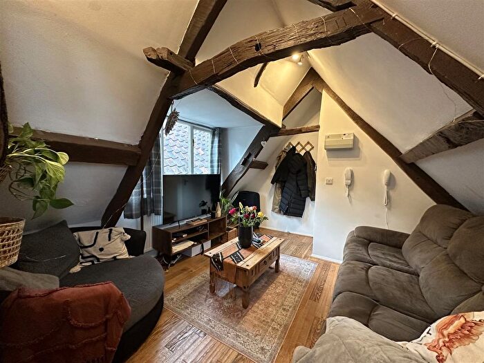 1 Bedroom Flat To Rent In The Pavement, City Centre, YO1