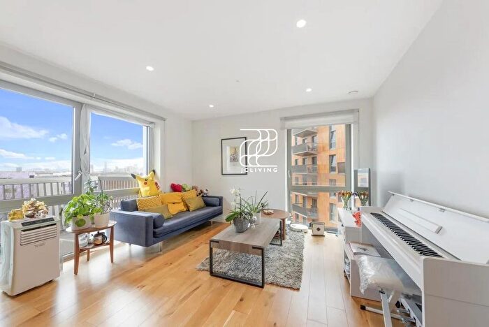 2 Bedroom Flat To Rent In Barking Road, London, E16