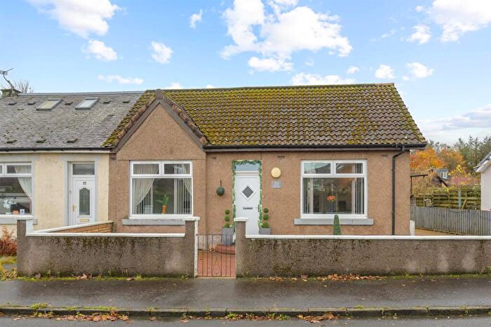 1 Bedroom Semi-Detached Bungalow For Sale In Garden City, Stoneyburn, EH47