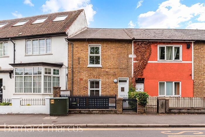 2 Bedroom Terraced House For Sale In Queens Road, Croydon, CR0