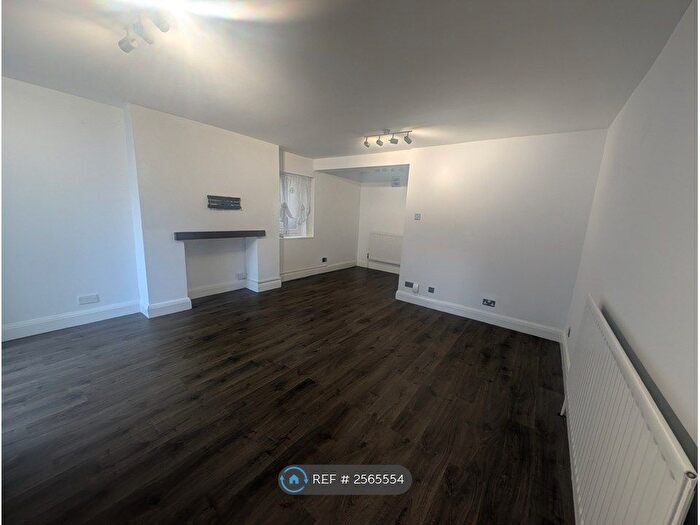 1 Bedroom Flat To Rent In Birdhurst Rise, South Croydon, CR2