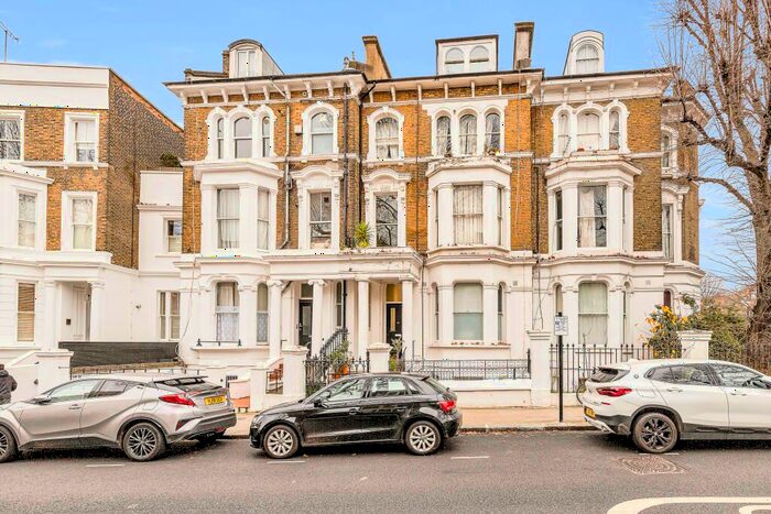 Studio To Rent In Tavistock Road, Notting Hill, London, W11