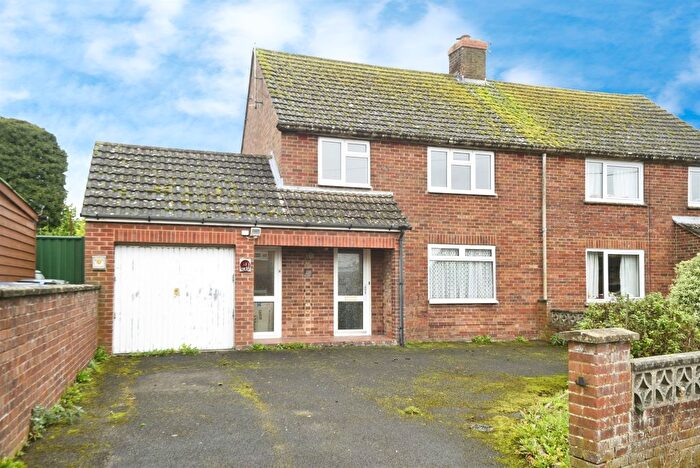 3 Bedroom Semi-Detached House For Sale In Watson Close, Upavon, Pewsey, SN9