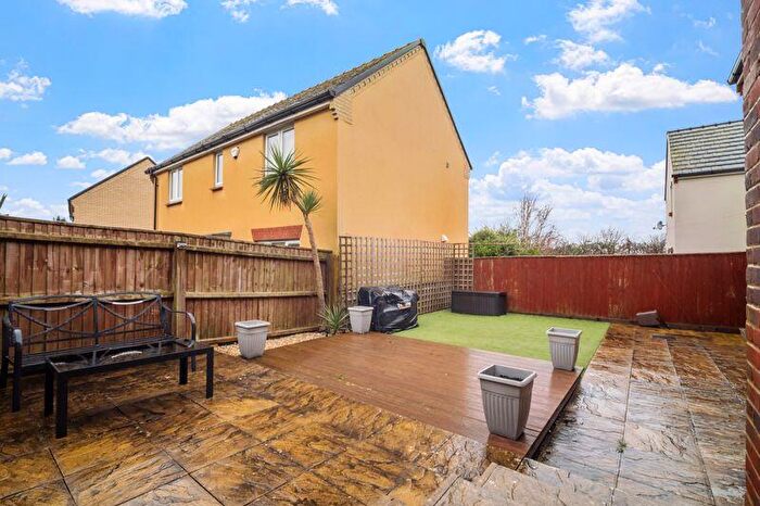 3 Bedroom Terraced House For Sale In Westmacott Road, Weymouth, DT3