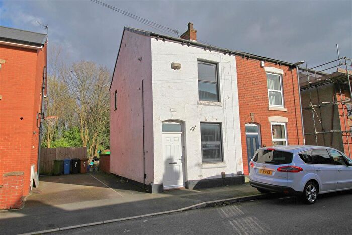 2 Bedroom Semi Detached House For Sale In Angel Street, Denton, Manchester, M34