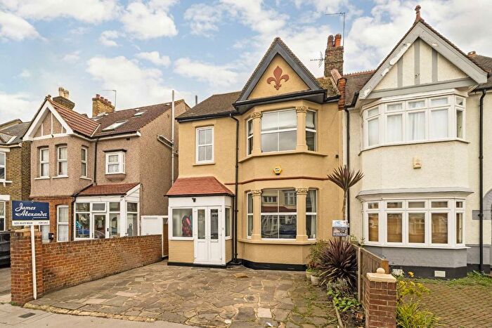 4 Bedroom Property For Sale In Warwick Road, Thornton Heath, CR7